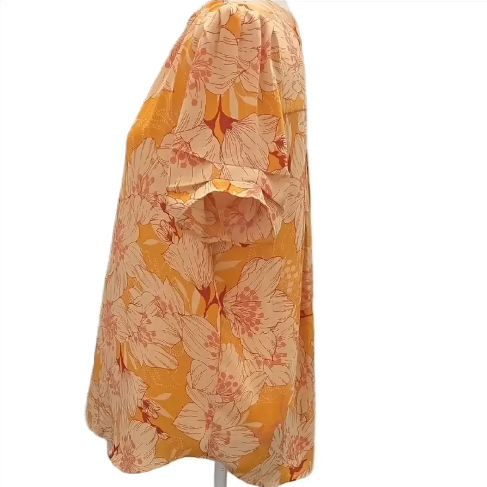 DR2 Vibrant Orange and Cream Floral Blouse - Picture 7 of 8